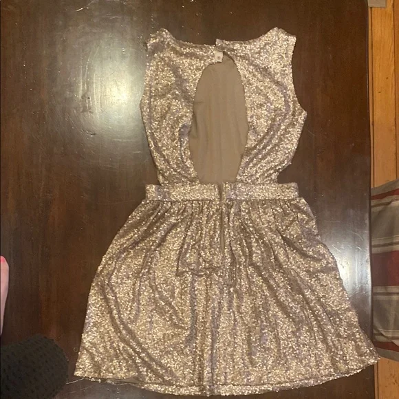 RAGA Gold Sequin Pleated Cocktail Dress - Picture 2 of 3